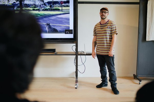 How Can UK Businesses Adapt to Economic Challenges Through Innovation?