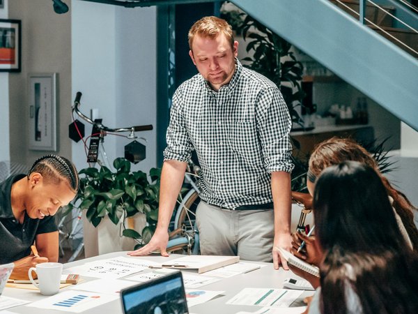 How do UK businesses handle legal contracts effectively?